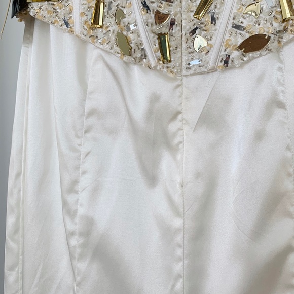 NWT - Terani Couture Ivory & Gold Gown - Picture 7 of 7